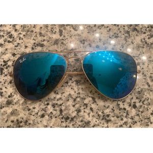 Blue Mirror Aviator Ray Bans